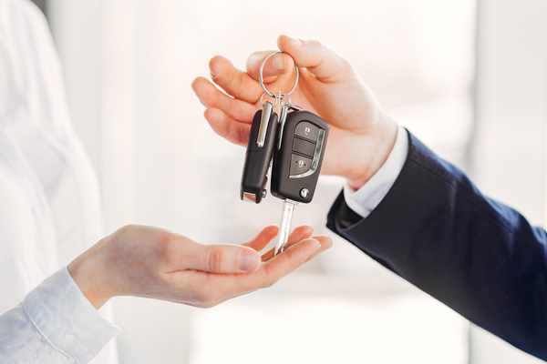 Things need to know for your first car rental!